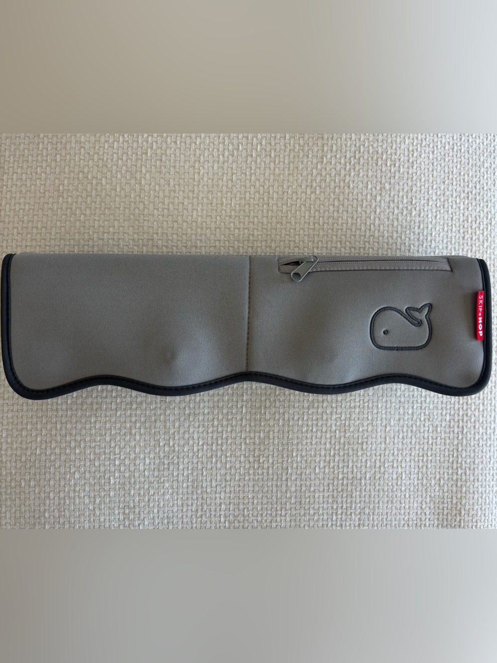 Skip Hop Gray Whale Kids bath arm rest